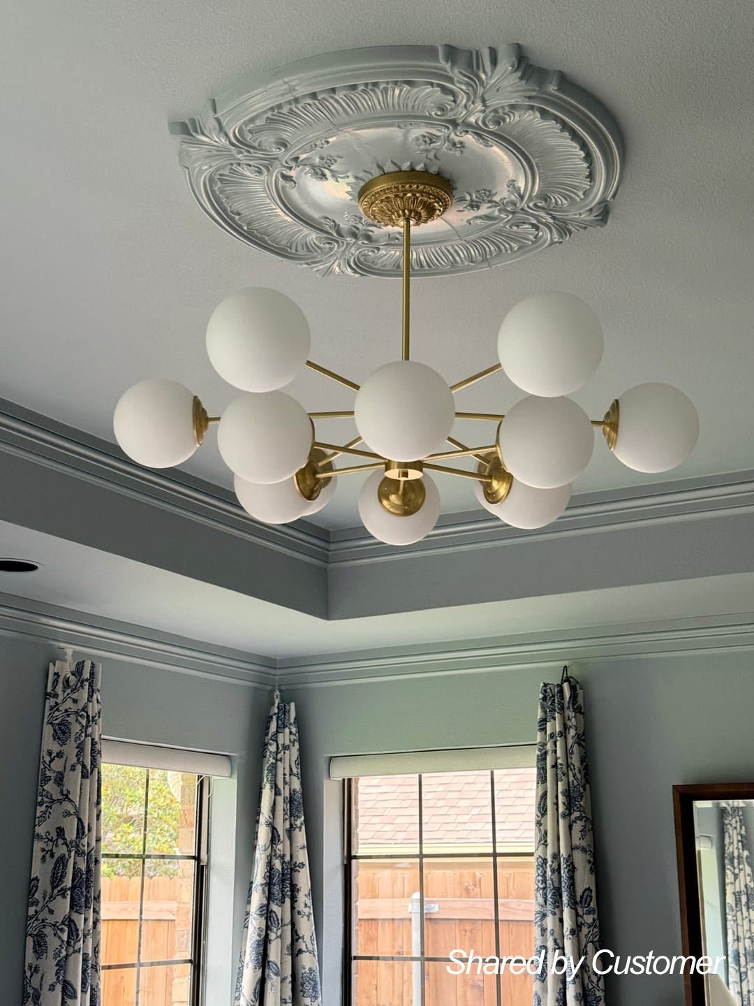 (OpenBox) Opal Glass Globe Sputnik Chandelier